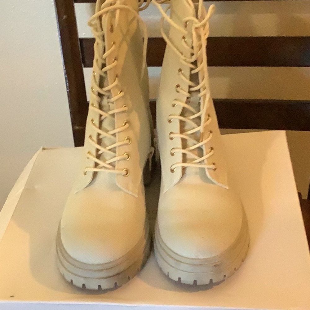 Just Fab Kelly Rawland Enyo Boots
